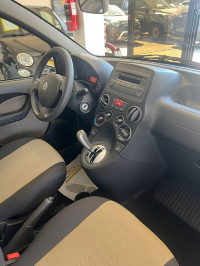 Fiat Panda 1.2 Dualogic (9)