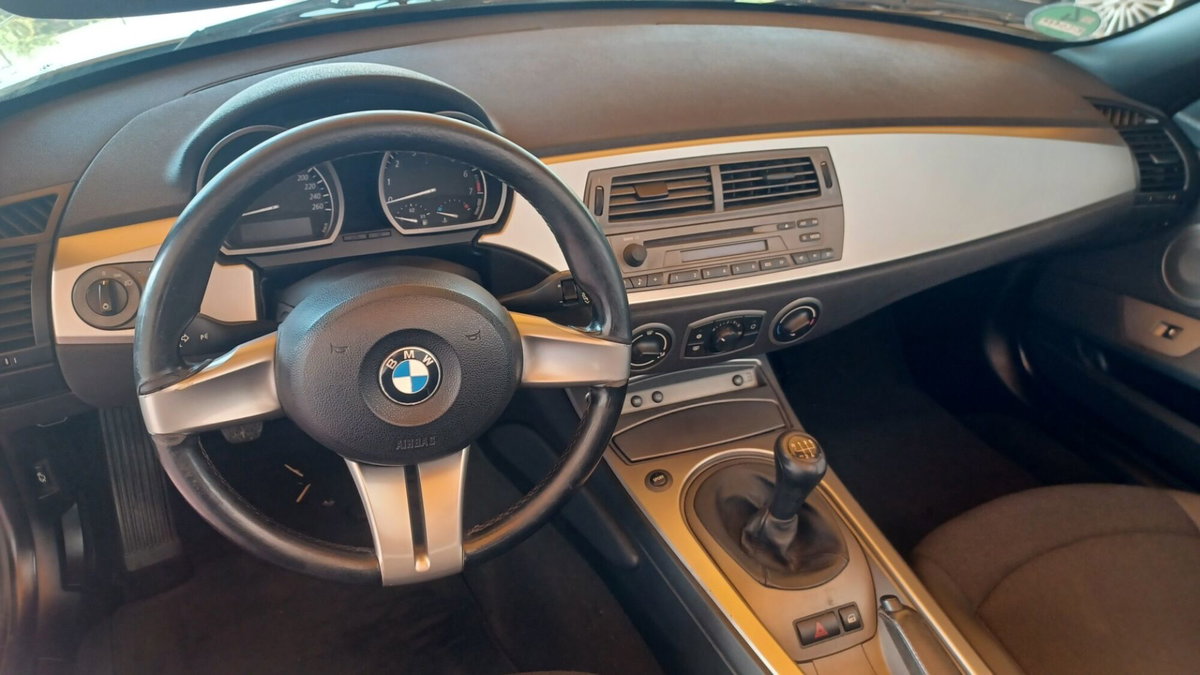 BMW Z4 Cabrio Z4 2.5i cat Roadster (14)