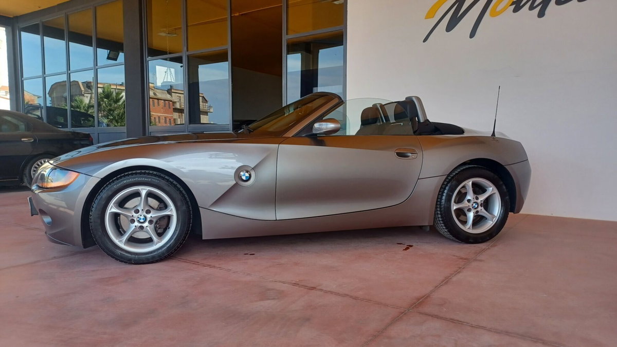 BMW Z4 Cabrio Z4 2.5i cat Roadster (2)