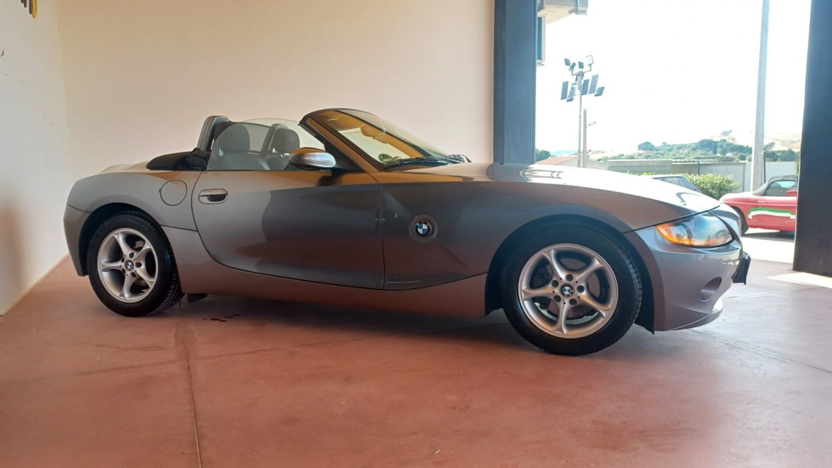 BMW Z4 Cabrio Z4 2.5i cat Roadster (3)