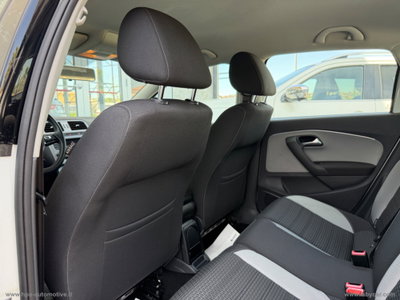 Volkswagen Polo Cross 1.4 TDI DSG BlueMotion Technology (19)