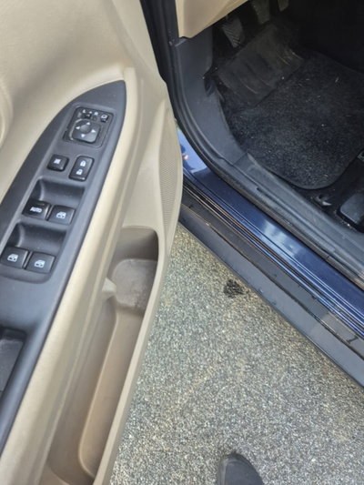 Mitsubishi Outlander 2.2 DI-D 4WD Instyle Plus SDA 7 posti (15)