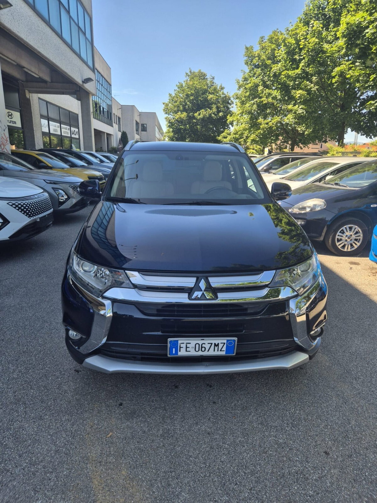 Mitsubishi Outlander 2.2 DI-D 4WD Instyle Plus SDA 7 posti (3)