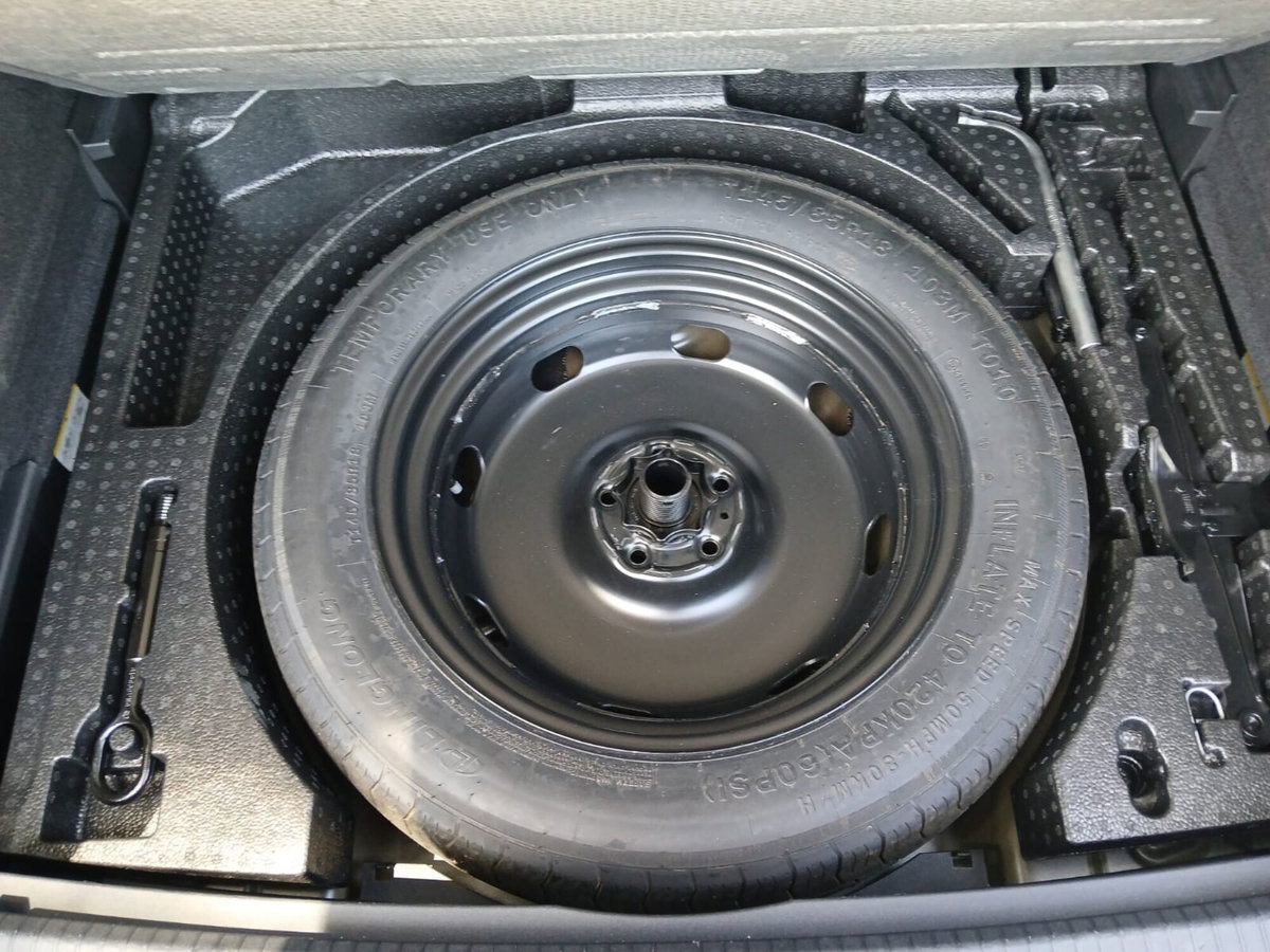 Volkswagen Tiguan 2.0 tdi R-Line 150cv dsg (17)