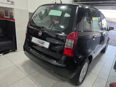 Fiat Idea 1.2 16V BlackLabel (8)