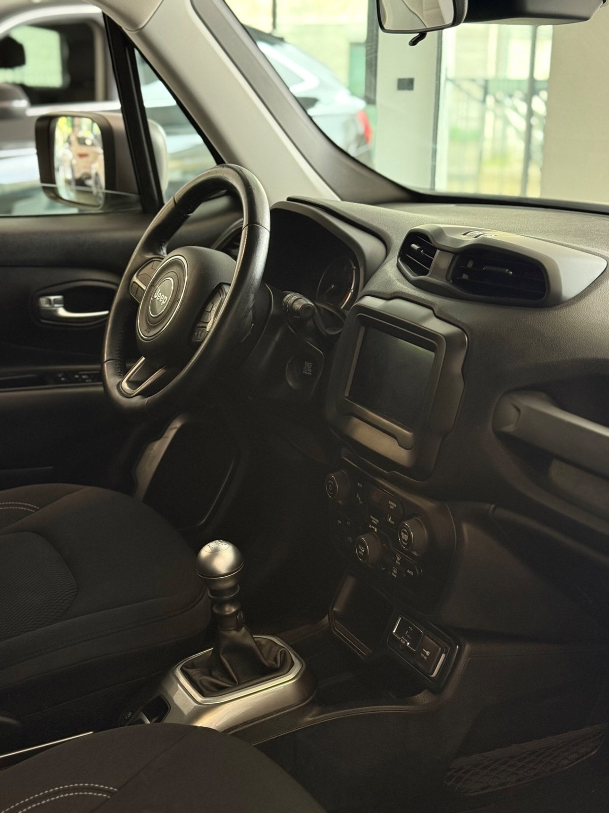 Jeep Renegade 1.6 Mjt 120 CV Limited (11)