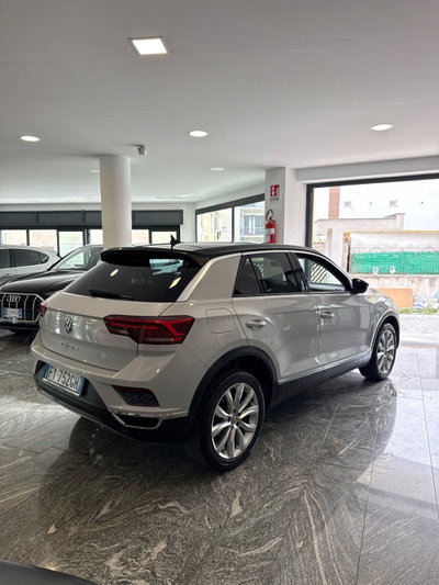 Volkswagen T-Roc 1.6 TDI SCR Business BlueMotion Technology (4)