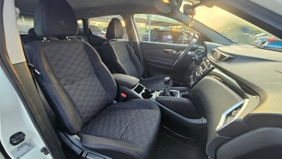 Nissan Qashqai 1.5 dCi Acenta (13)
