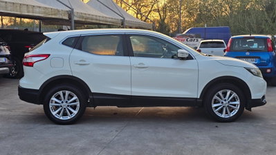 Nissan Qashqai 1.5 dCi Acenta (8)