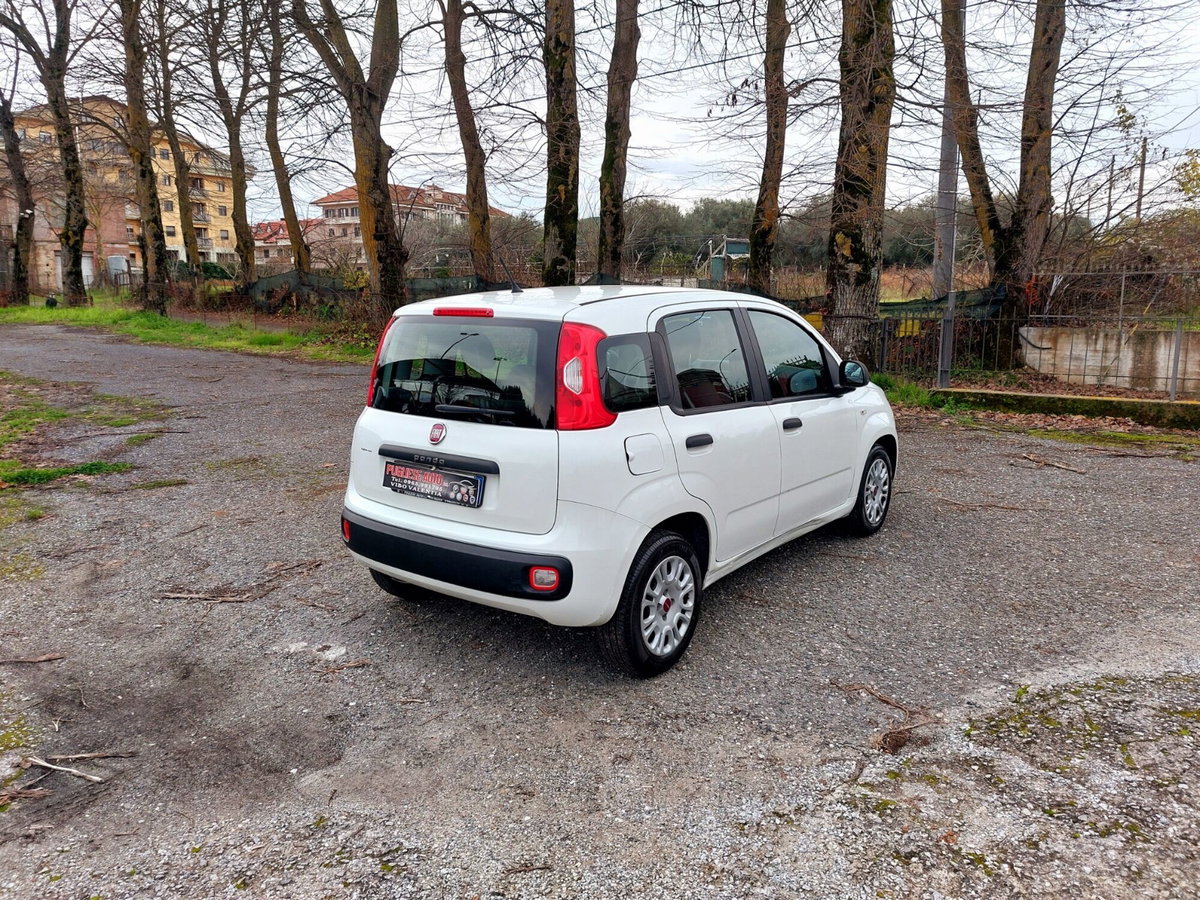 Fiat Panda 1.3 MJT 95 CV S&S Easy (2)