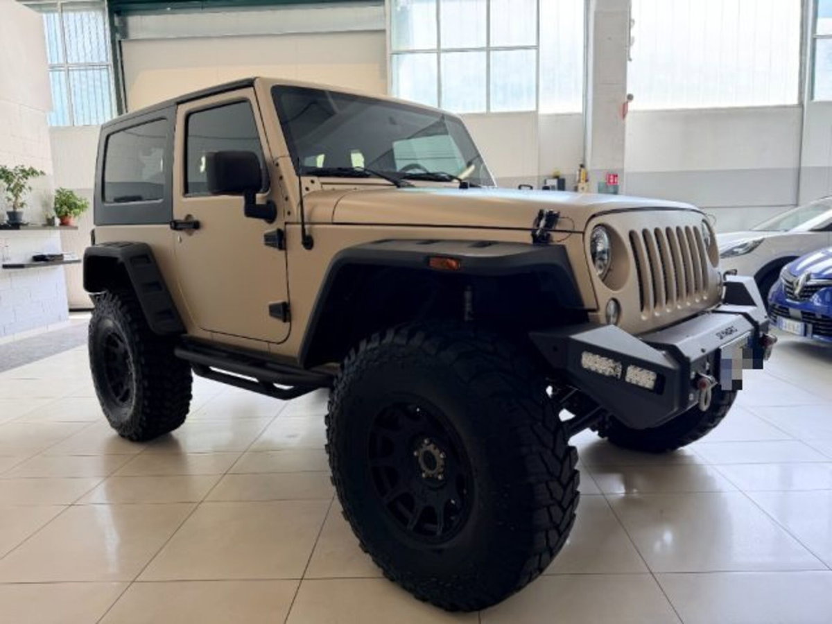 Jeep Wrangler Unlimited 2.8 CRD DPF Rubicon Auto (3)