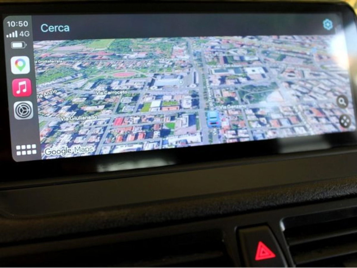 BMW X1 sDrive16d (12)