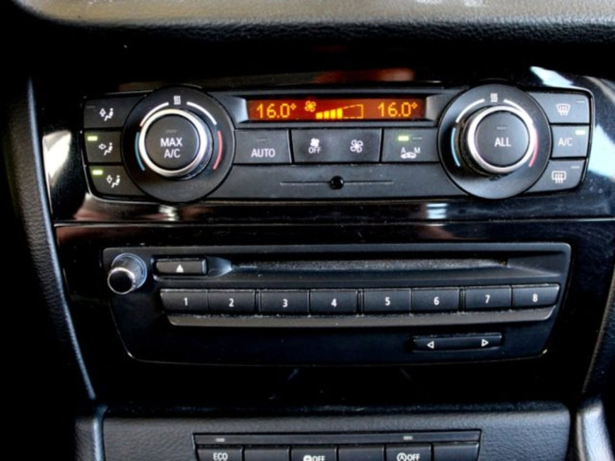 BMW X1 sDrive16d (13)