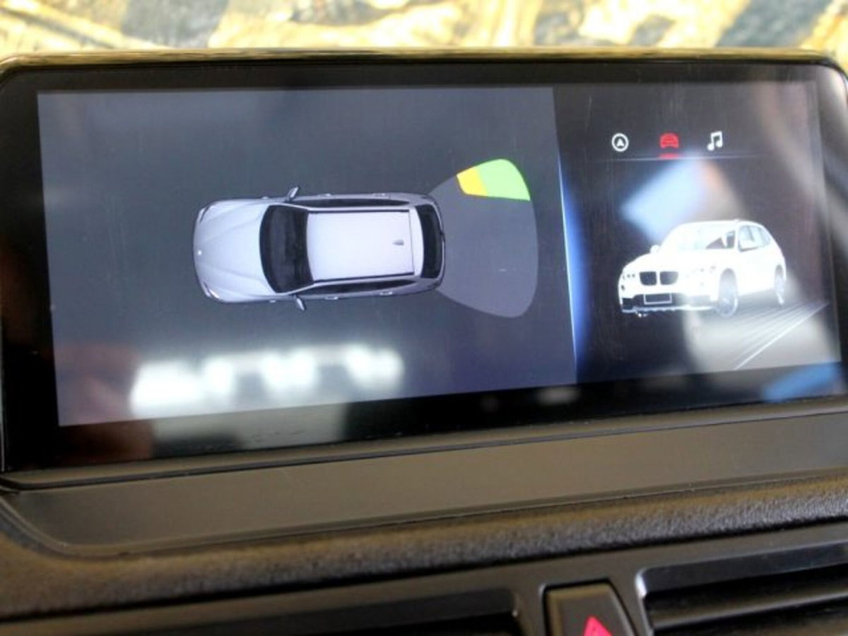 BMW X1 sDrive16d (14)