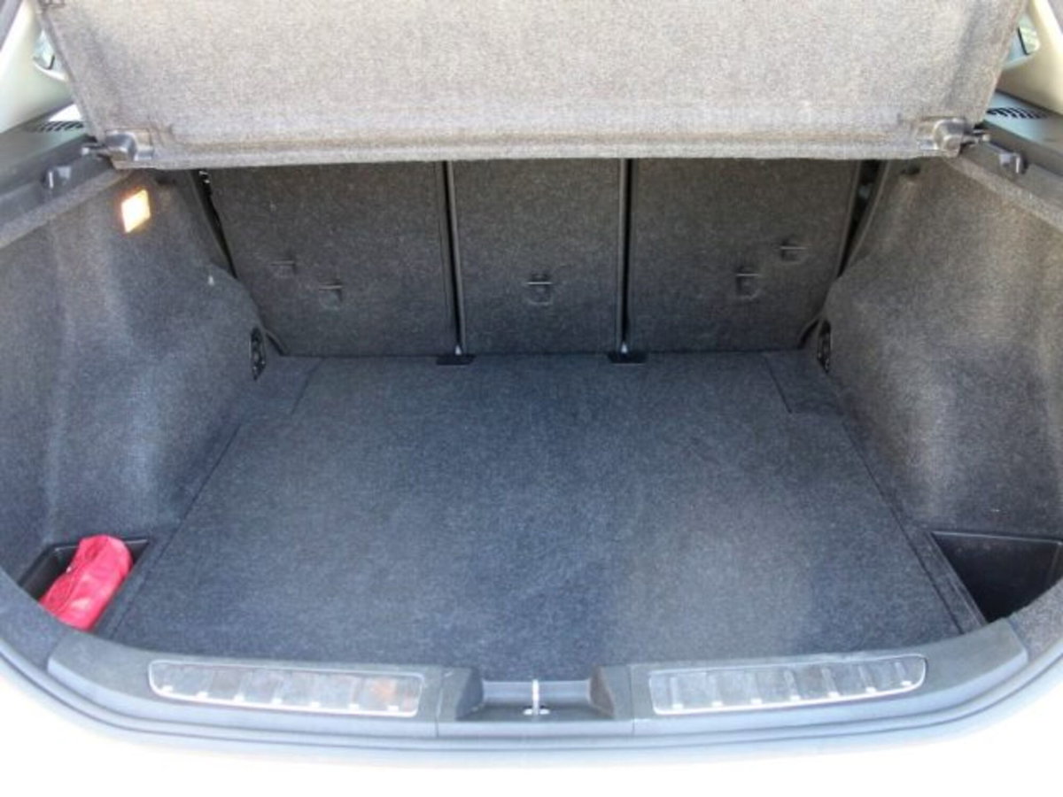 BMW X1 sDrive16d (7)