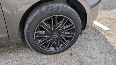 Lancia Ypsilon 1.0 FireFly 5 porte S&S Hybrid Ecochic Gold (13)