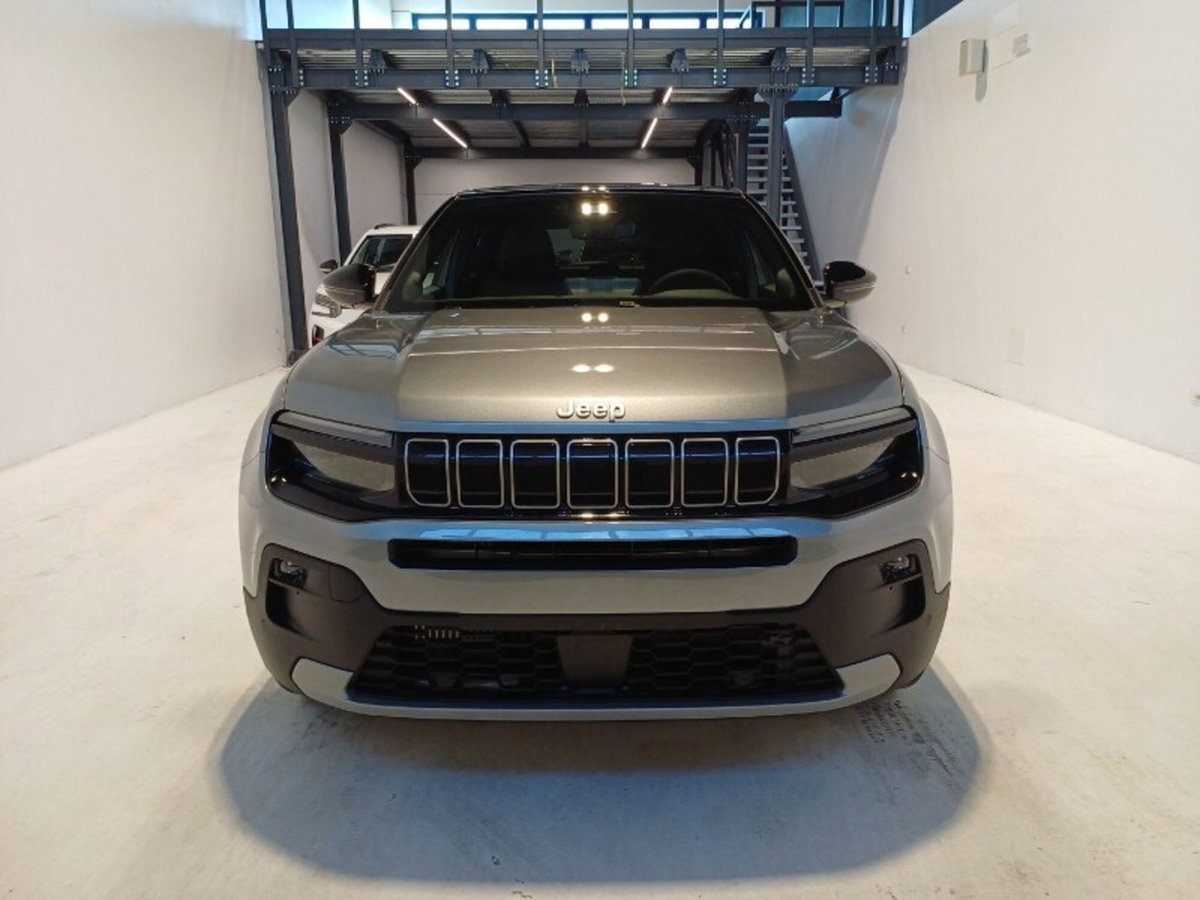 Jeep Avenger 1.2 turbo e-hybrid mhev Summit fwd 110cv edct6 (2)