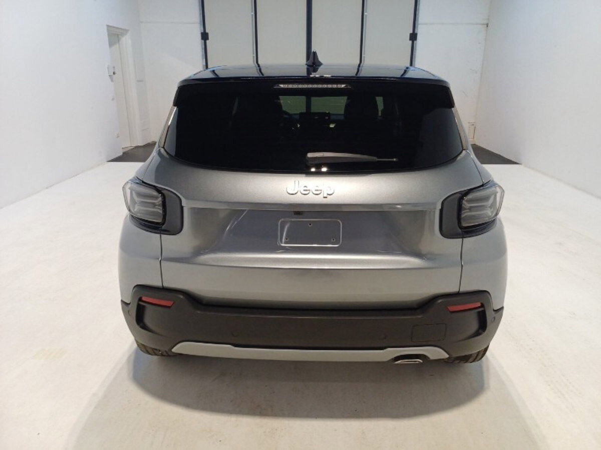 Jeep Avenger 1.2 turbo e-hybrid mhev Summit fwd 110cv edct6 (5)