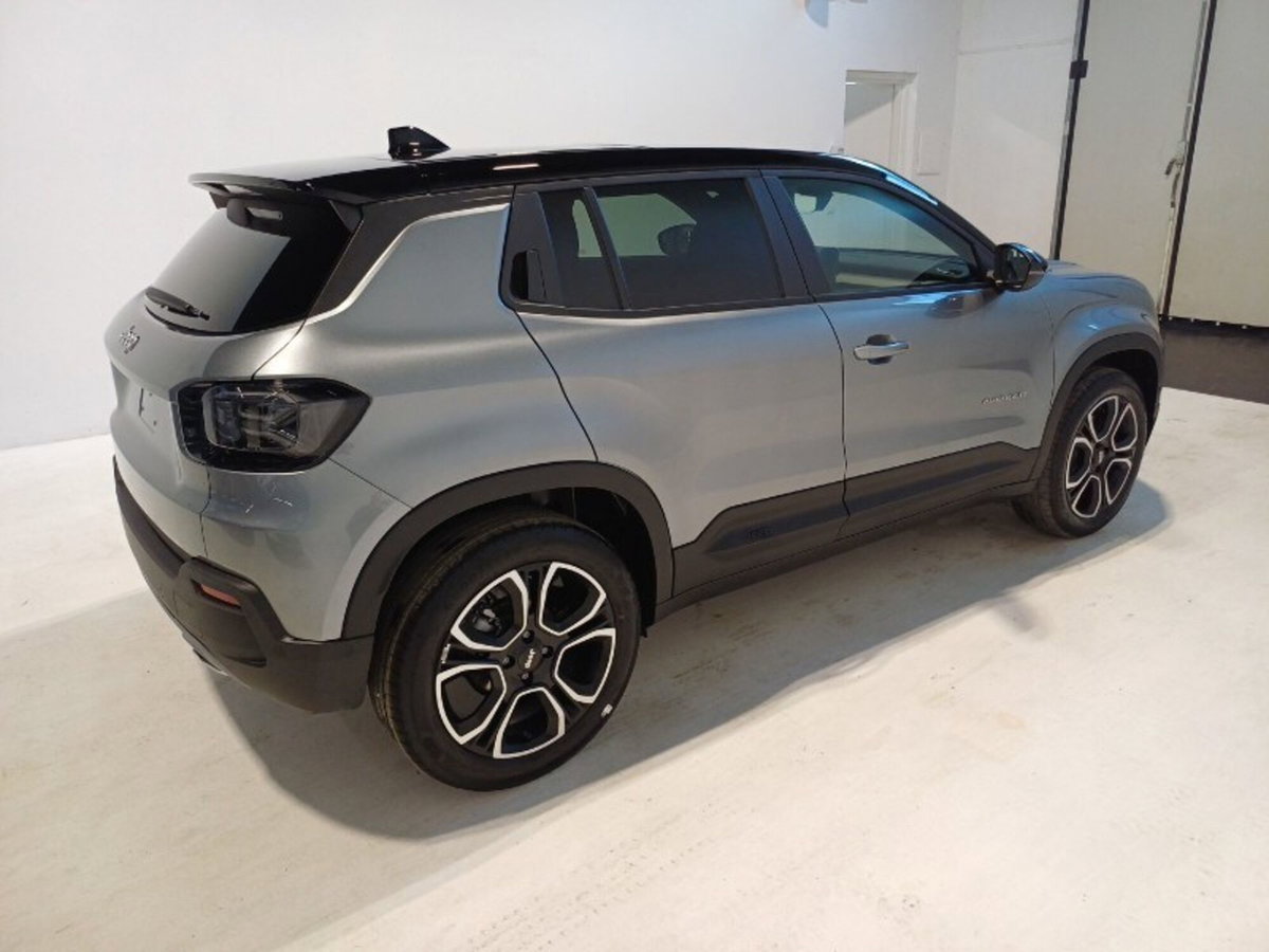 Jeep Avenger 1.2 turbo e-hybrid mhev Summit fwd 110cv edct6 (6)