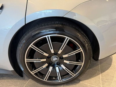 Porsche Taycan 4S (6)