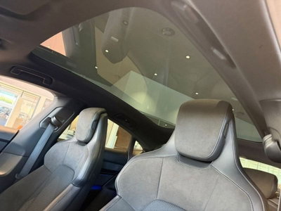 Porsche Taycan 4S (9)