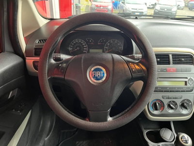 Fiat Grande Punto 1.2 5 porte (10)