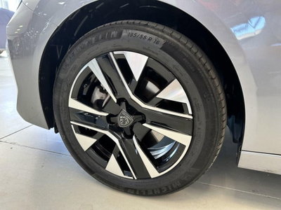 Peugeot 208 PureTech 100 Stop&Start 5 porte Allure (5)