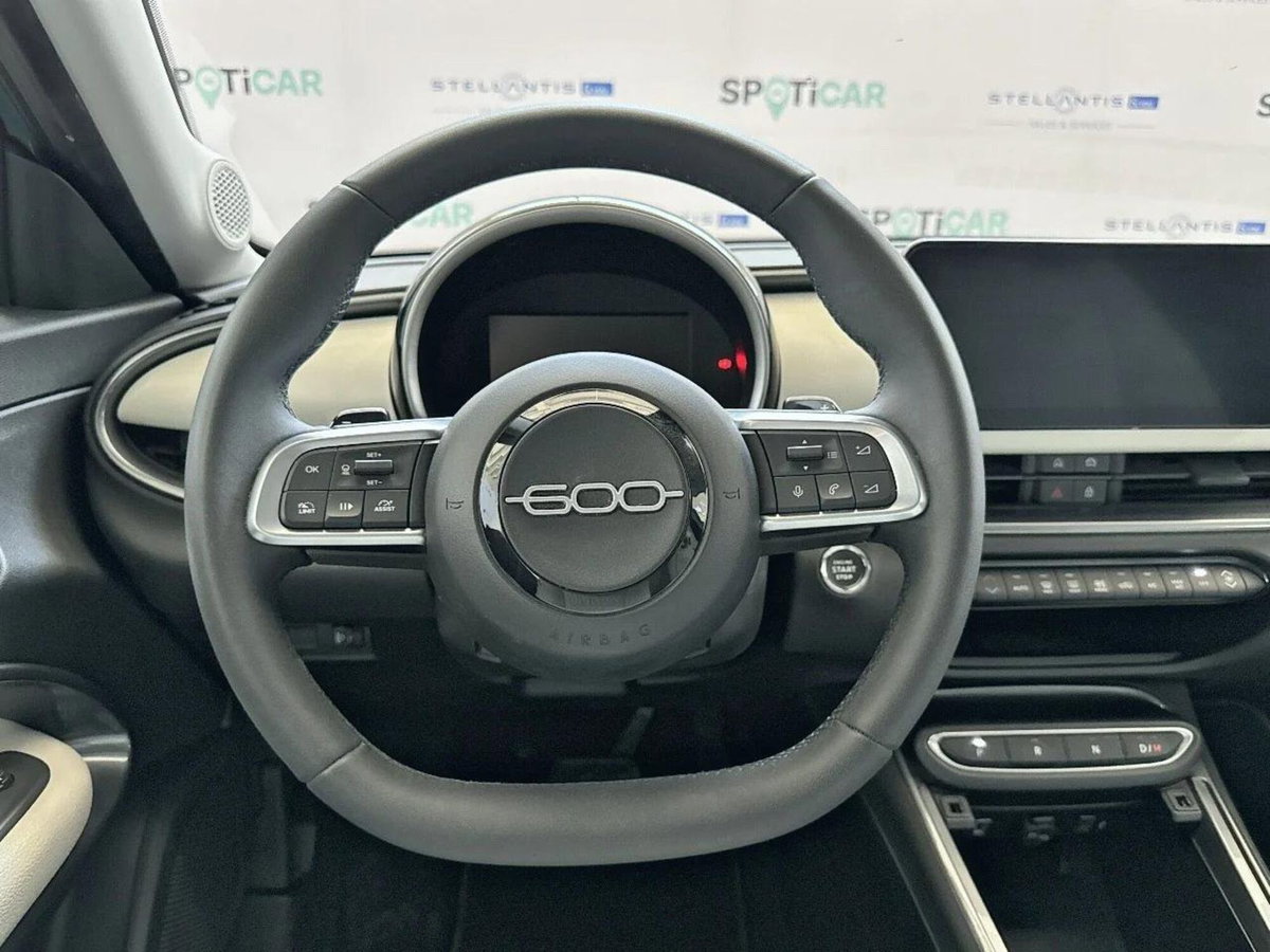 Fiat 600 1.2 hybrid La Prima 110cv auto (13)