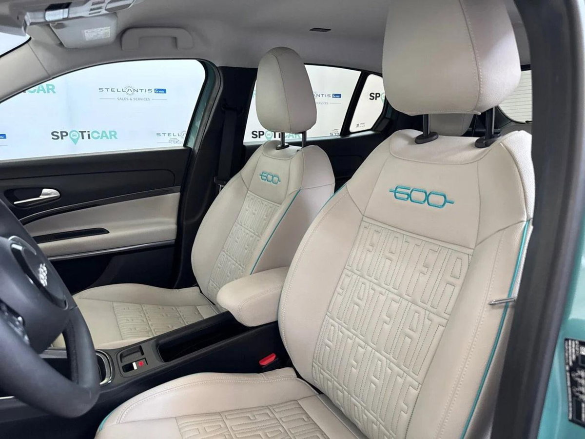 Fiat 600 1.2 hybrid La Prima 110cv auto (16)