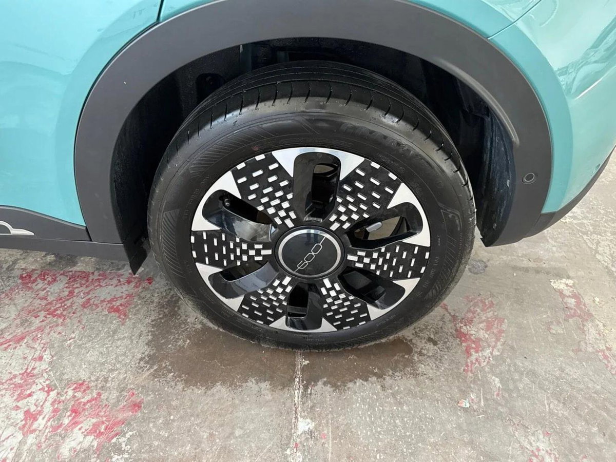 Fiat 600 1.2 hybrid La Prima 110cv auto (18)
