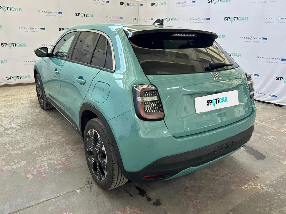Fiat 600 1.2 hybrid La Prima 110cv auto (7)
