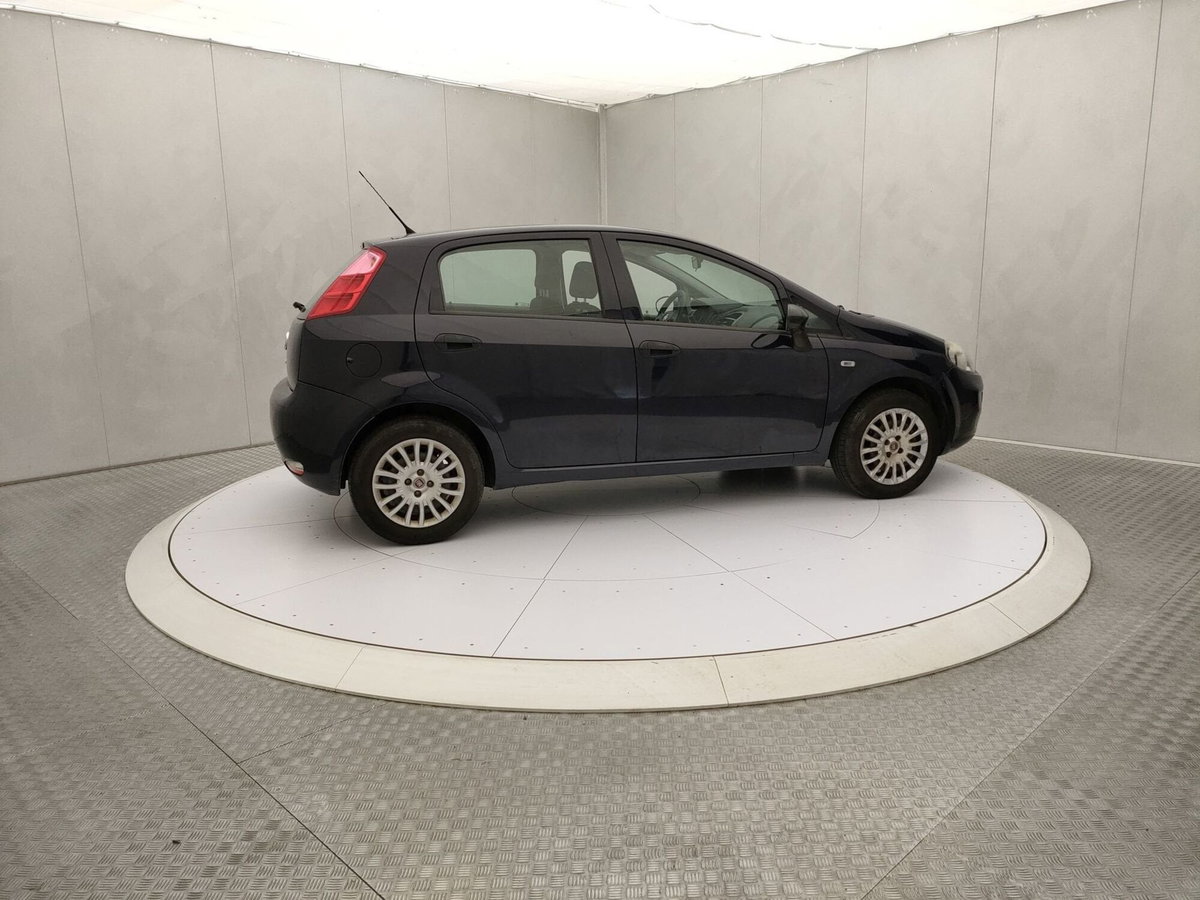 Fiat Punto 1.4 8V 5 porte Easypower Street (4)