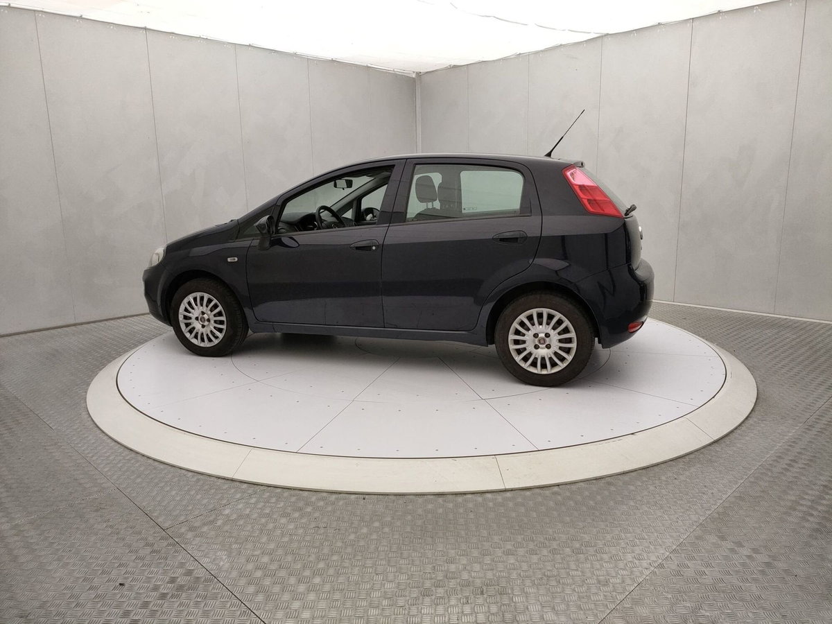 Fiat Punto 1.4 8V 5 porte Easypower Street (8)