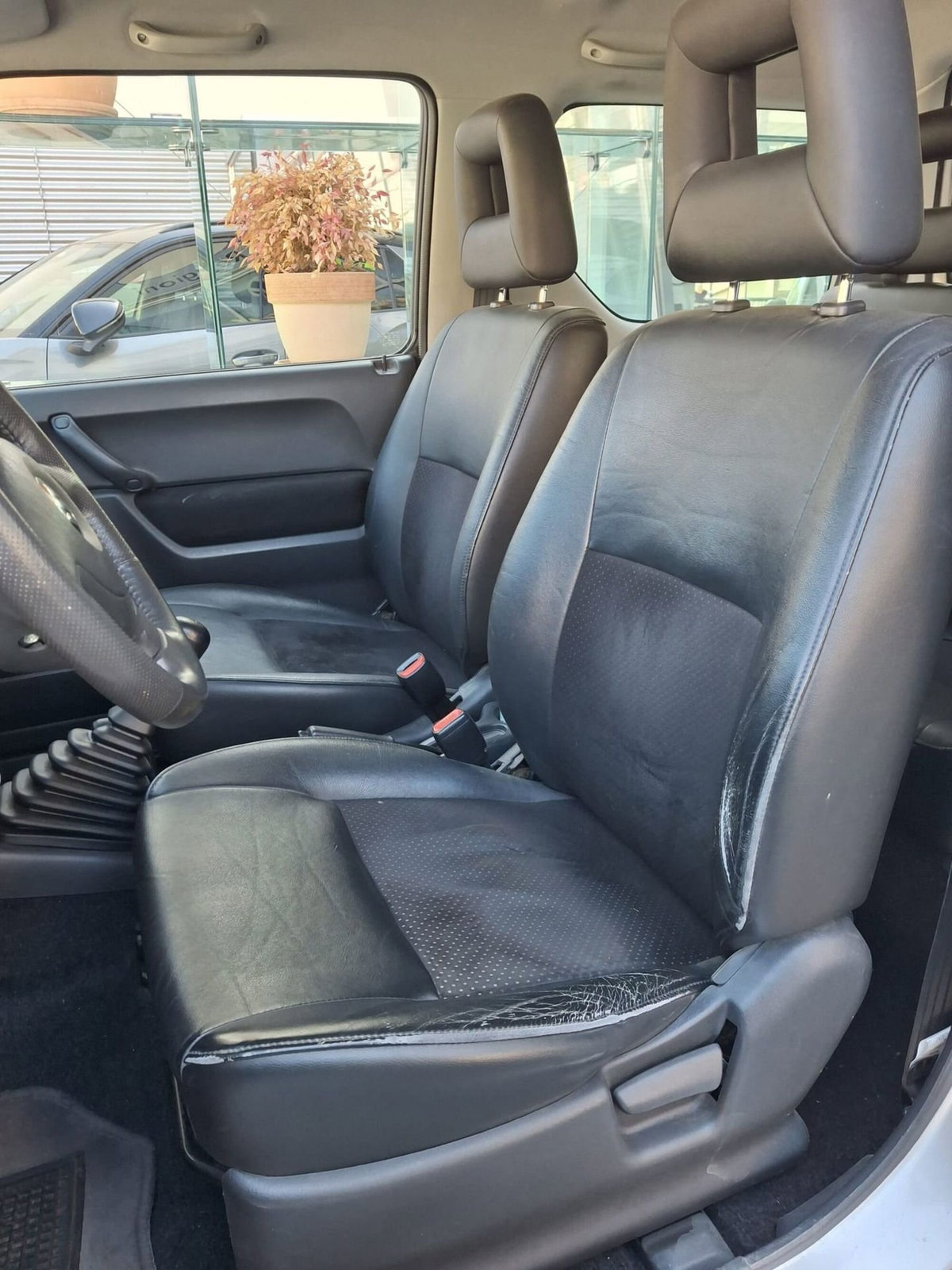 Suzuki Jimny 1.3i 16V cat Cabrio 4WD JLX (10)