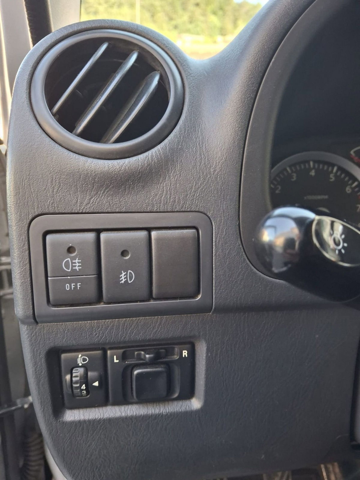 Suzuki Jimny 1.3i 16V cat Cabrio 4WD JLX (18)