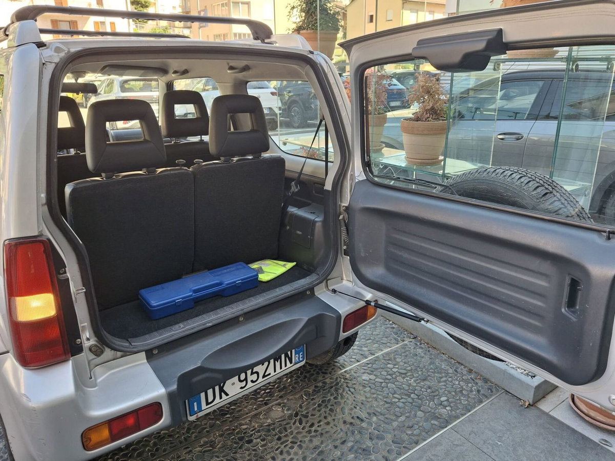Suzuki Jimny 1.3i 16V cat Cabrio 4WD JLX (7)