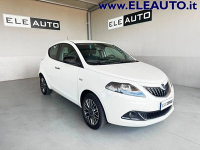Lancia Ypsilon 1.0 FireFly 5 porte S&S Hybrid Gold Plus usata