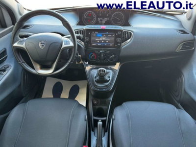 Lancia Ypsilon 1.0 FireFly 5 porte S&S Hybrid Gold Plus (10)
