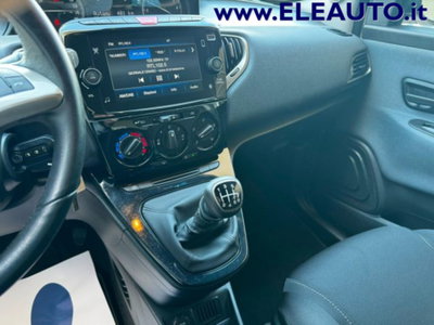 Lancia Ypsilon 1.0 FireFly 5 porte S&S Hybrid Gold Plus (11)