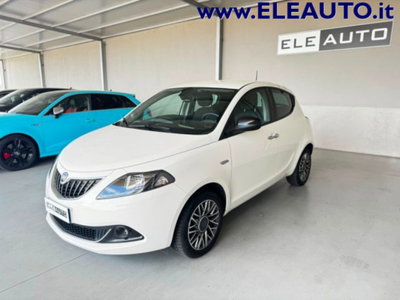 Lancia Ypsilon 1.0 FireFly 5 porte S&S Hybrid Gold Plus (3)
