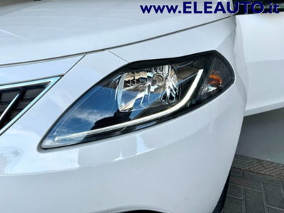 Lancia Ypsilon 1.0 FireFly 5 porte S&S Hybrid Gold Plus (8)