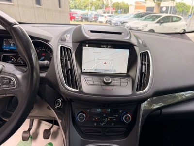 Ford C-Max 1.6 120CV GPL Titanium (16)