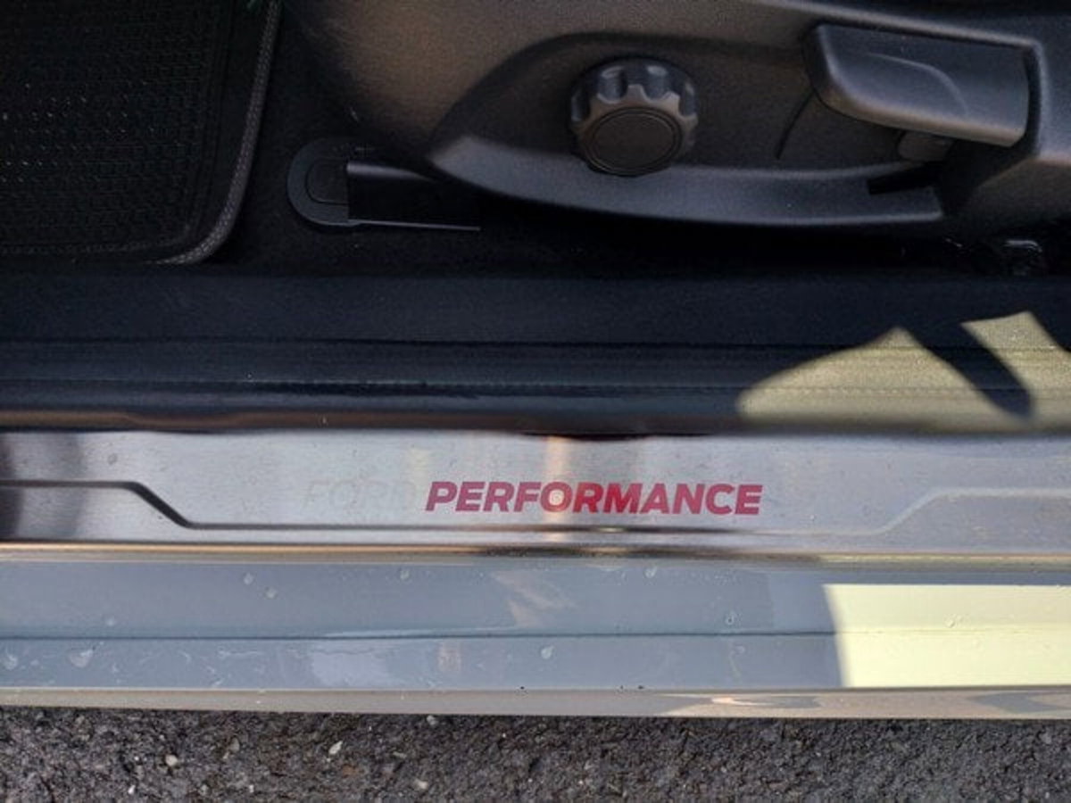 Ford Fiesta 1.5 Ecoboost 200 CV 5 porte ST (11)