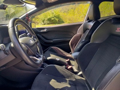 Ford Fiesta 1.5 Ecoboost 200 CV 5 porte ST (14)