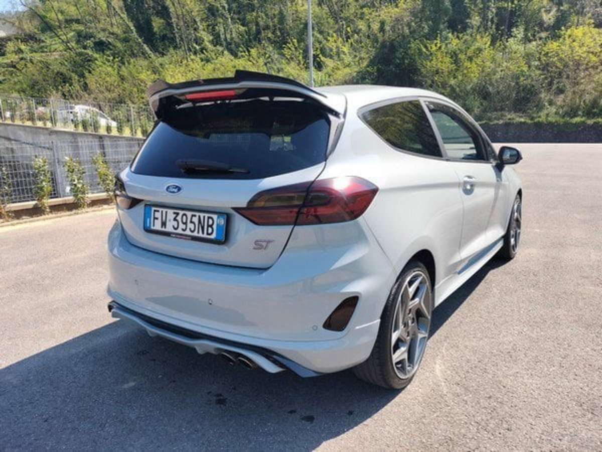 Ford Fiesta 1.5 Ecoboost 200 CV 5 porte ST (6)