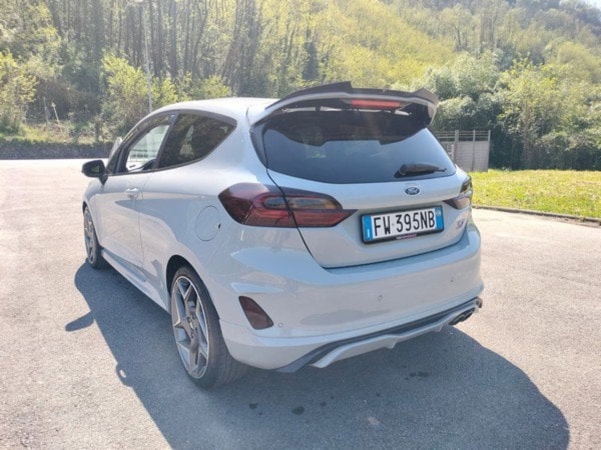 Ford Fiesta 1.5 Ecoboost 200 CV 5 porte ST (8)