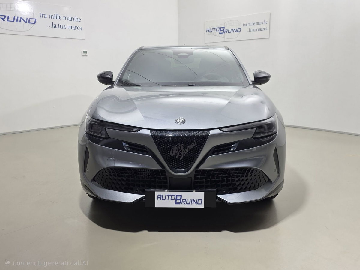 Alfa Romeo Junior 1.2 ibrida Ti 145cv edct6 (2)