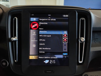 Volvo XC40 T2 Momentum Core (12)