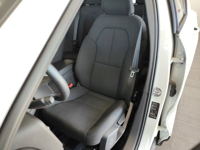 Volvo XC40 T2 Momentum Core (4)