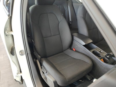 Volvo XC40 T2 Momentum Core (5)